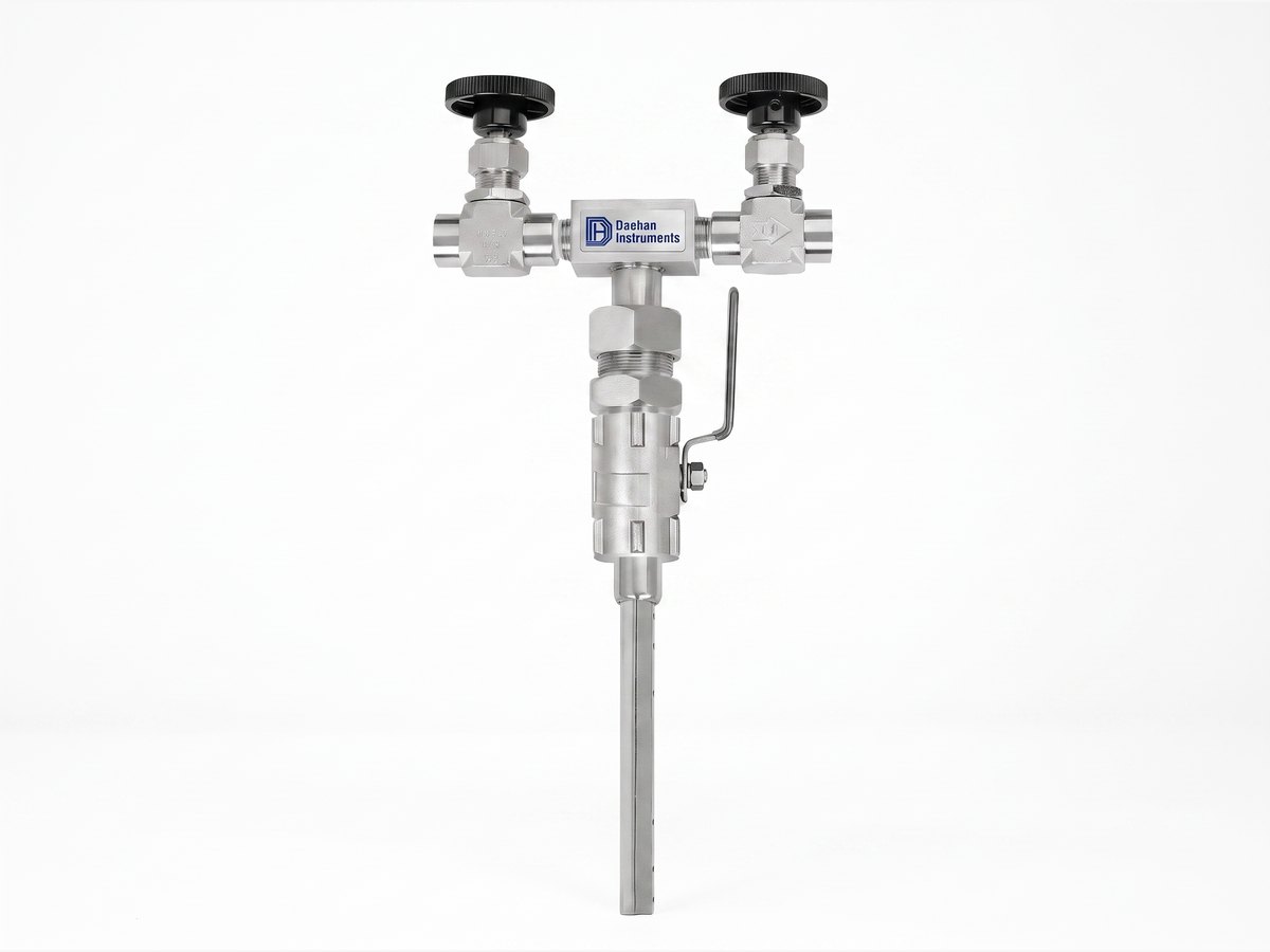 Isolation valve type — prevents fluid escaping from the pipe during maintenance